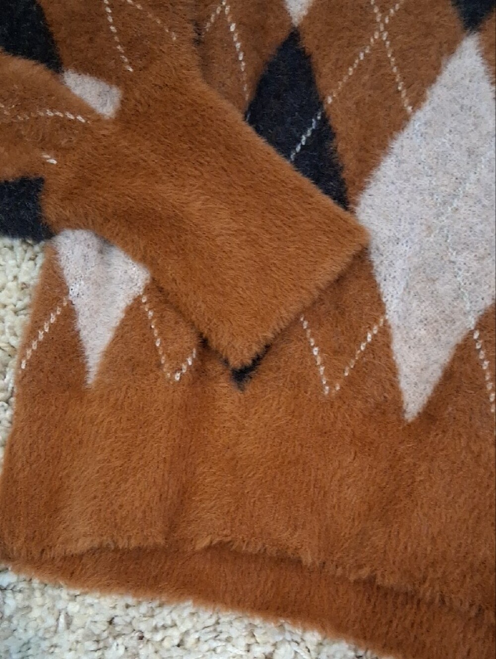 Evereve Frankie Crewneck Pullover Argyle Sweater - Picture 6 of 11